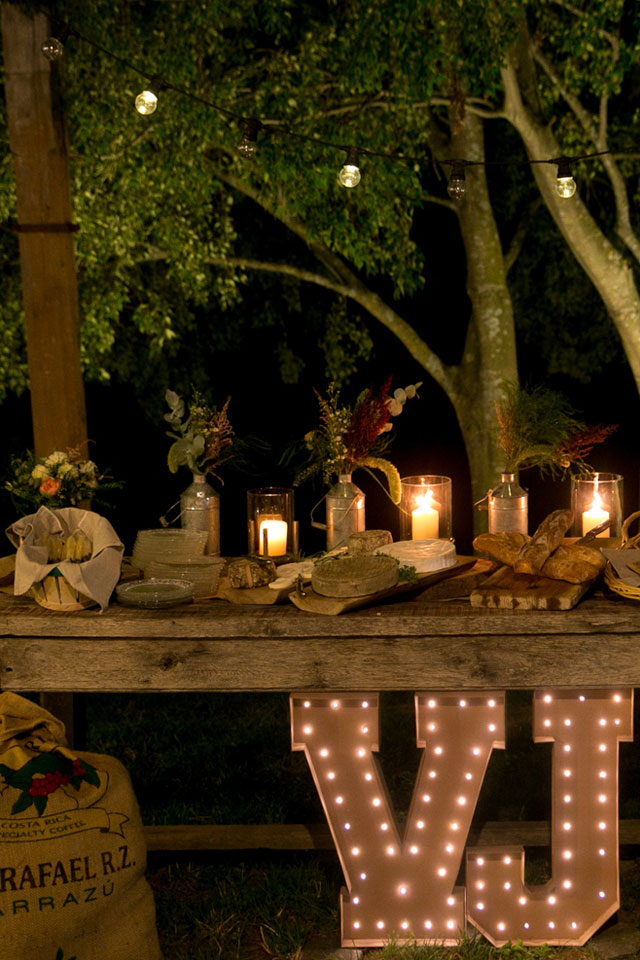 table décorée pour cousinade au pied des cevennes